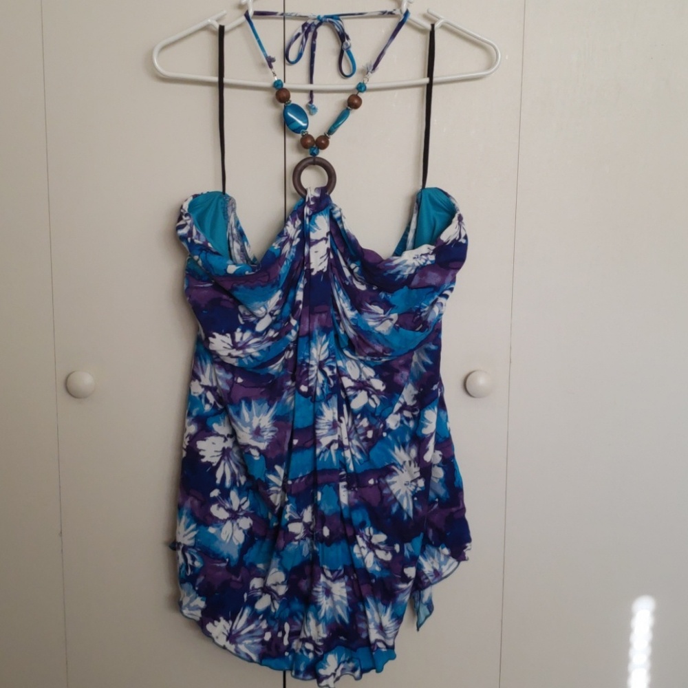 Halter top